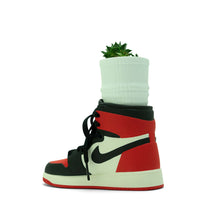 Load image into Gallery viewer, Bred Toe AJ1 Sneaker Sculpture Set