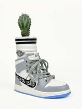 Load image into Gallery viewer, Dior AJ1 Sneaker Sculpture Set
